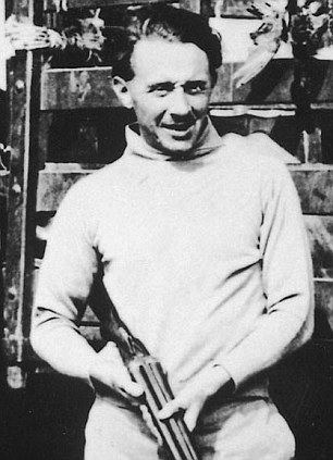 george-steer-3ea4f4be-56cd-4264-a37a-b388b5ccf37-resize-750